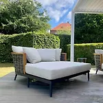 Luxurious - Exceptional Location In Center With Free P Villa Odense