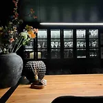 Luxurious - Exceptional Location In Center With Free P Odense