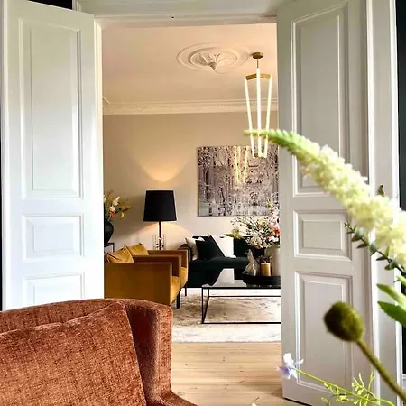 Villa Luxurious - Exceptional Location In Center With Free P Odense