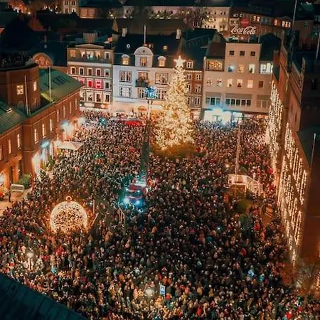 Villa Luxurious - Exceptional Location In Center With Free P