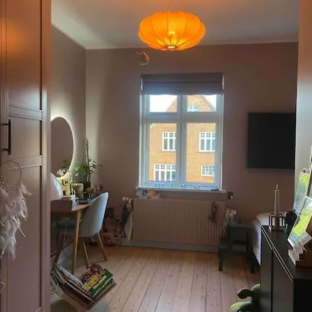 Luxury Villa - Exceptional Location In City Center With Free Parking * אודנזה