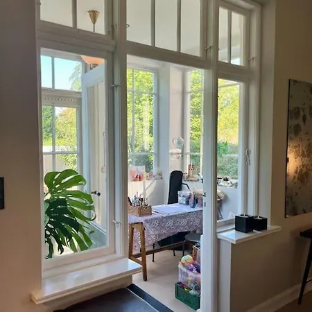 Luxury Villa - Exceptional Location In City Center With Free Parking