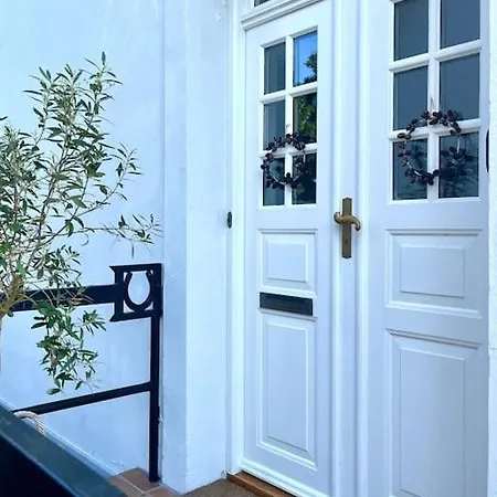 וילה Luxury Villa - Exceptional Location In City Center With Free Parking