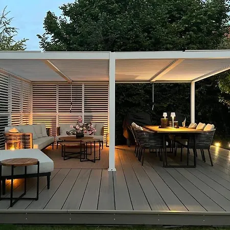 Luxurious - Exceptional Location In Center With Free P Villa *