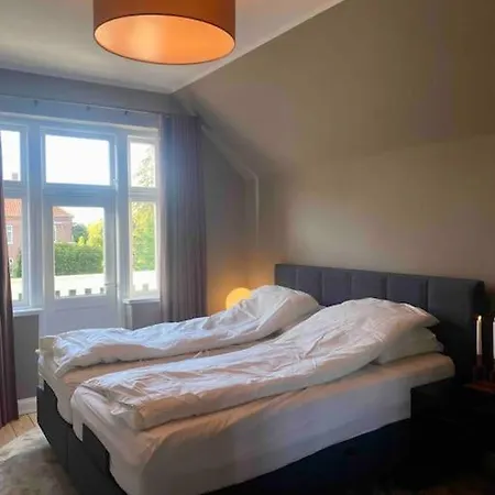 וילה Luxury Villa - Exceptional Location In City Center With Free Parking