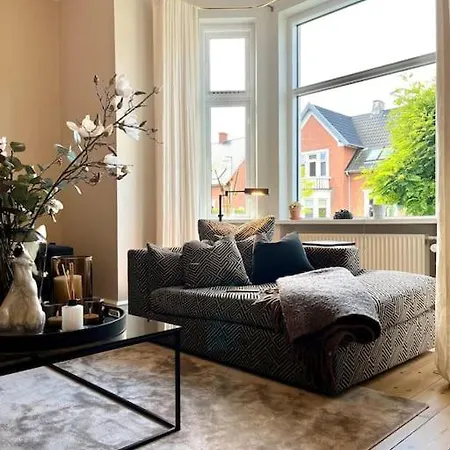 Luxury Villa - Exceptional Location In City Center With Free Parking וילה אודנזה