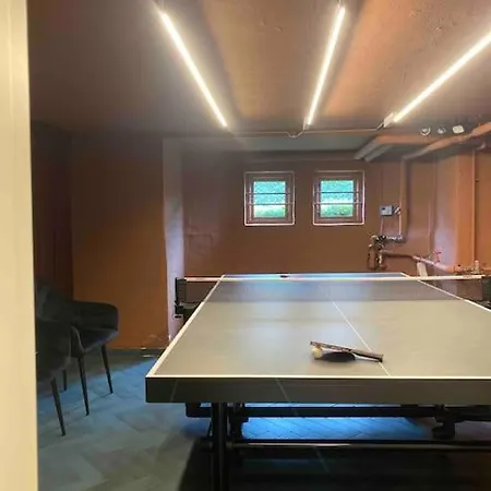 וילה Luxury Villa - Exceptional Location In City Center With Free Parking